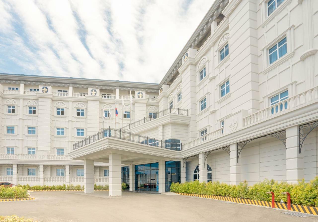The Monarch Hotel Calasiao Luaran gambar